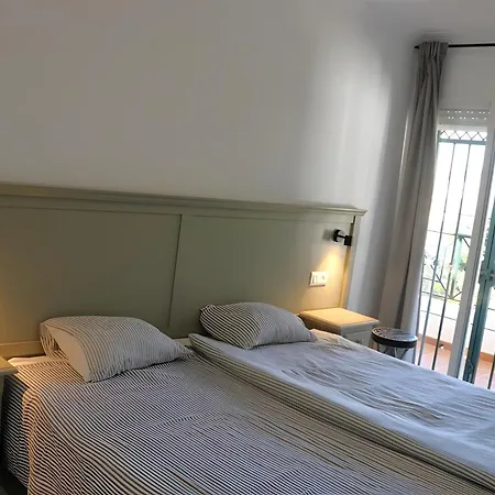 9 Pers In Burriana Villa Nerja
