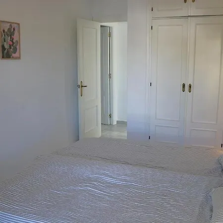 9 Pers In Burriana Villa