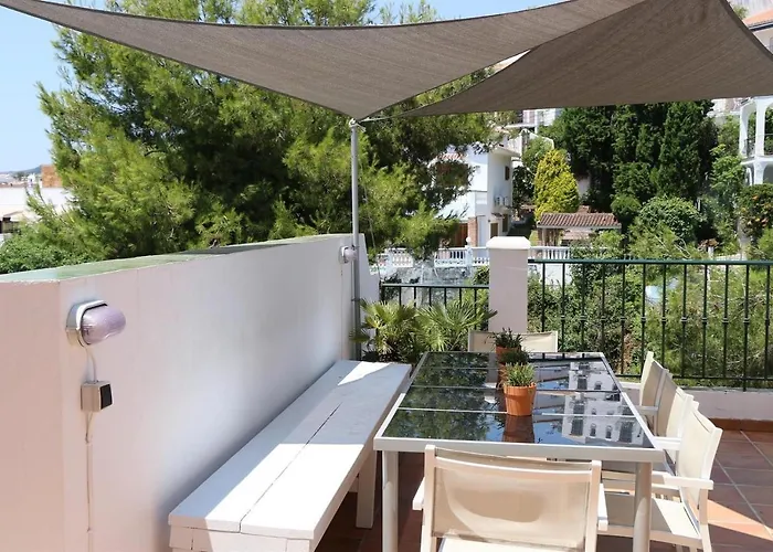 9 Pers In Burriana *