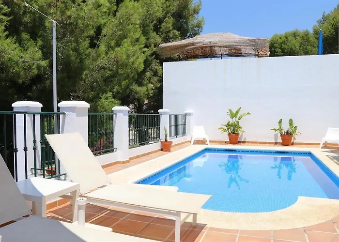 9 Pers In Burriana * Nerja