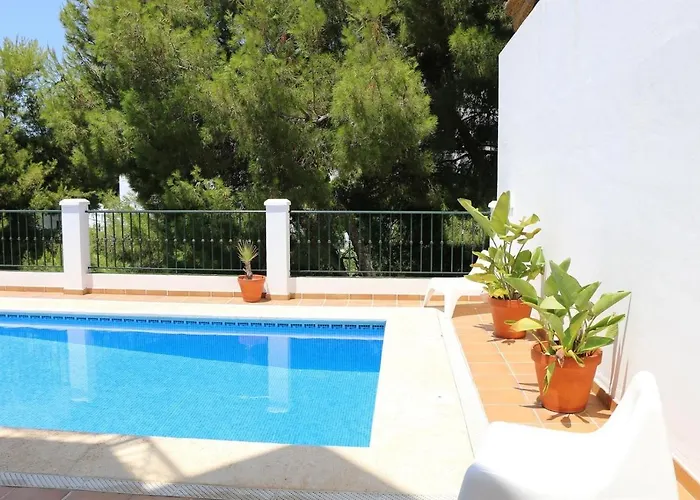 Villa 9 Pers In Burriana Nerja