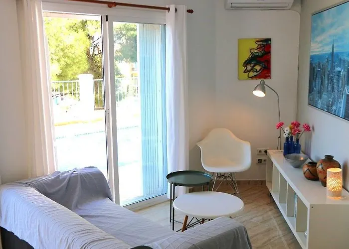 9 Pers In Burriana Villa Nerja