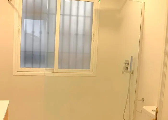 9 Pers In Burriana * Nerja