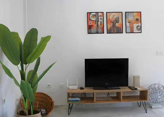 Villa 9 Pers In Burriana Nerja