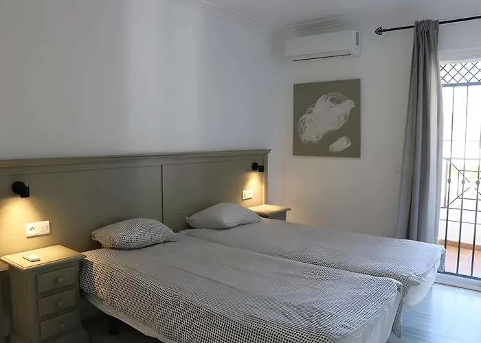 9 Pers In Burriana Villa *