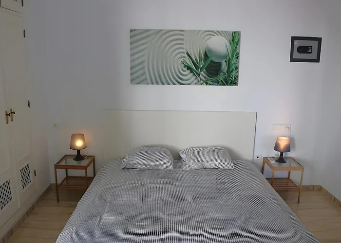 9 Pers In Burriana Villa Nerja